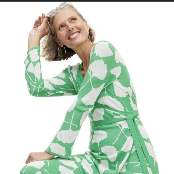 Diane von Furstenburg x Target Ginkgo Green Sweater Wrap Top Dress Small - Picture 2 of 6